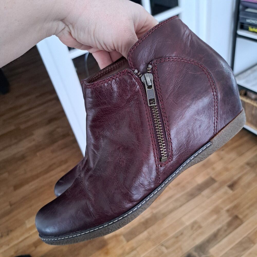 DANSKO WOMEN'S LEYLA Side Zip Boot Bootie Size 40 9.5/10 Red Wine Leather Shoe - Picture 5 of 8